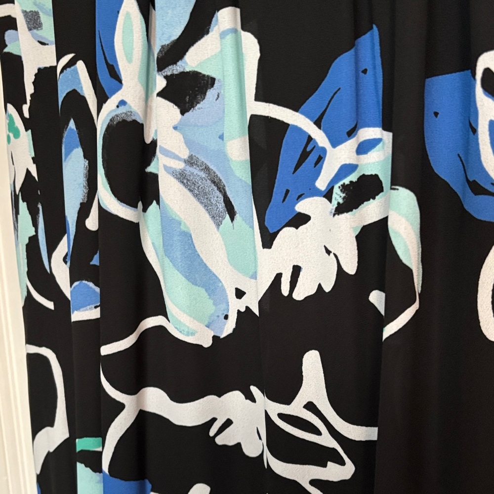 Elle Black Circle Skater Skirt with Blue, Mint & White Floral Print - Picture 7 of 7